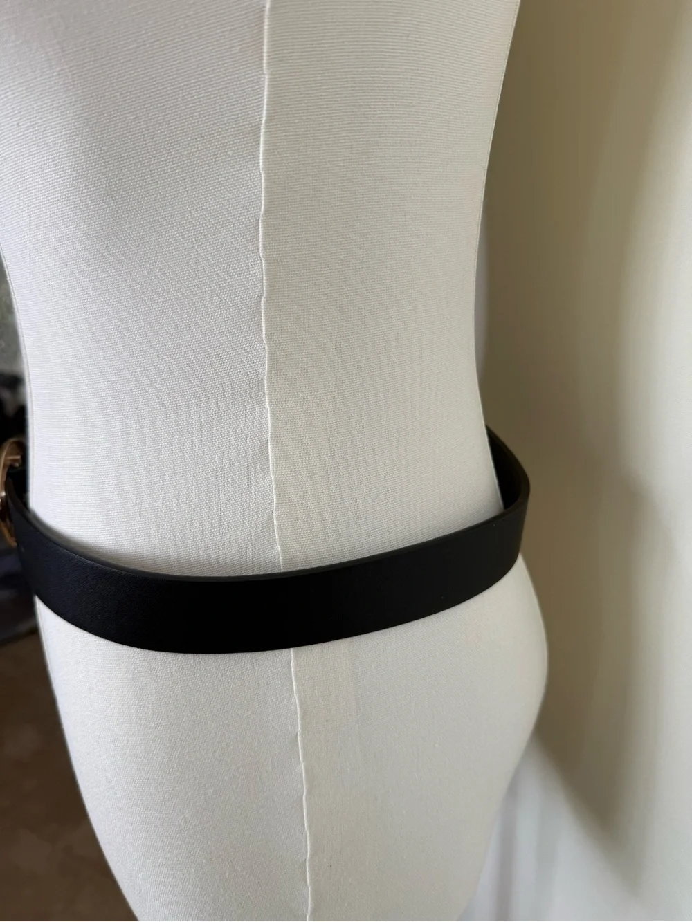 Black Faux Leather Belt with Gold Hammered Oval Buckle M